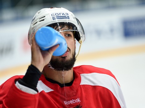 Тренировка "Авангарда" перед выездом в Астану