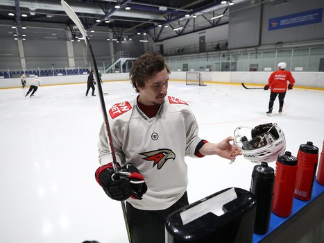 Тренировка «Авангарда» перед первым матчем серии с «Ак Барсом»