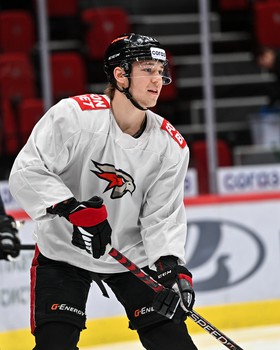 Раскатка «Авангарда» перед пятым матчем серии с «Сибирью»