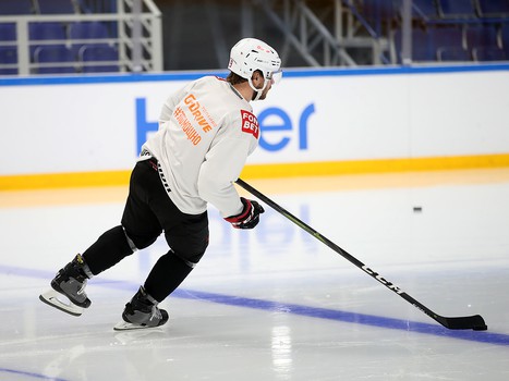 Тренировка «Авангарда» перед матчем в Уфе