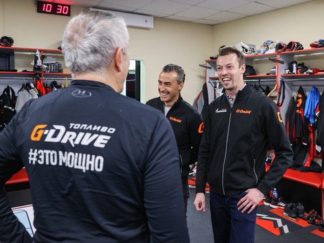 Даниил Квят на тренировке «Авангарда»