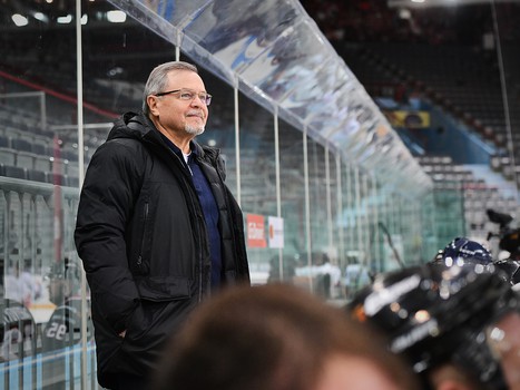 "Офисные Ястребы" - Правительство Омской области 9:2