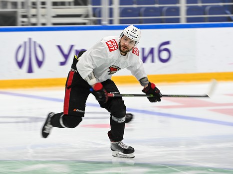 Раскатка «Авангарда» перед матчем в Уфе