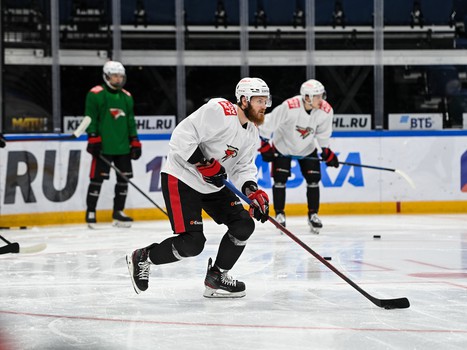 Раскатка «Авангарда» перед выездным матчем с московским «Динамо»