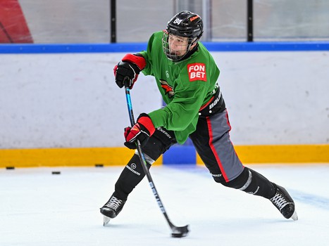 Тренировка «Авангарда» перед отправлением на турнир в Сочи