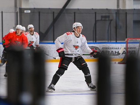 Тренировка «Авангарда» в Омске