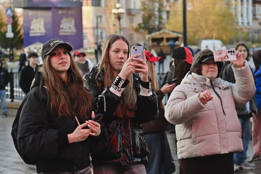 Фан-зона «Авангарда» на Пешеходном Любинском