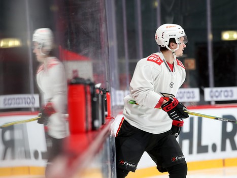 Тренировка «Авангарда» во время паузы в чемпионате