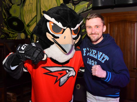 31.03.2019. Фан-зоны "Авангарда" в Омске 