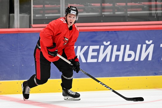 Первая ледовая тренировка «Авангарда»