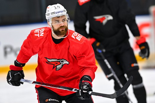 Раскатка «Авангарда» перед матчем в Нижнем Новгороде