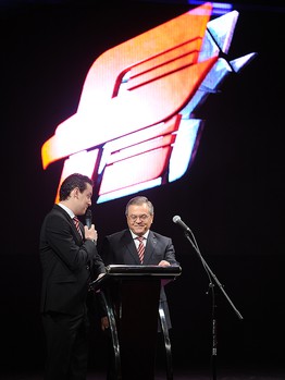 Презентация игроков и тренеров хоккейной команды "Авангард" перед сезоном КХЛ-2014/15