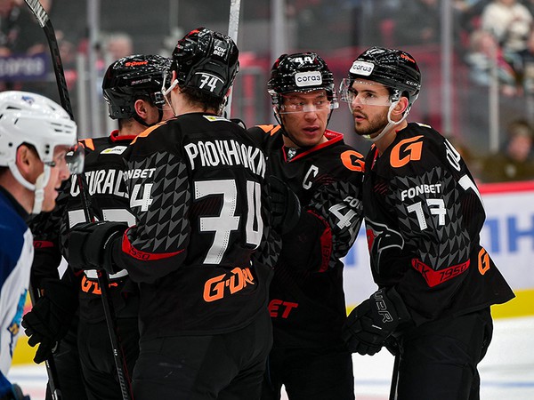 КРЕСЛО ТВОЁ! | Победная раздевалка «Авангарда» после матча с «Барысом»