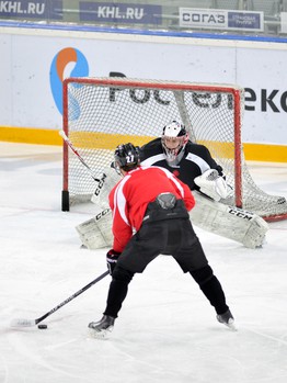 Раскатка "Авангарда" перед домашним матчем против "Медвешчака"
