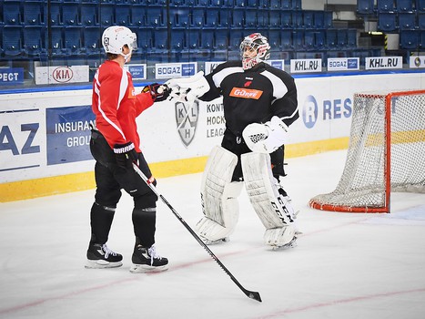 Раскатка "Авангарда" перед выездным матчем против "Слована"