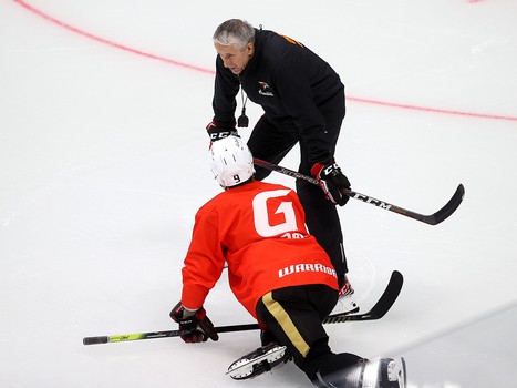 Тренировка «Авангарда» перед матчем в Уфе