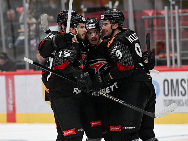 БИТВА ЛИДЕРОВ ВОСТОКА | Победная раздевалка «Авангарда» после матча с «Металлургом»