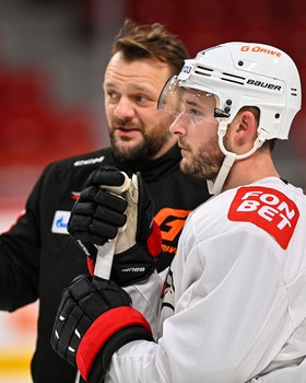 Раскатка «Авангарда» перед матчем в Челябинске