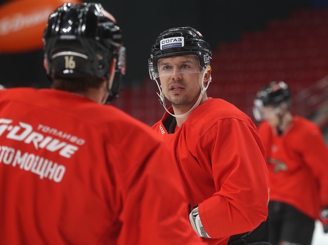 Раскатка «Авангарда» перед матчем с «Адмиралом»