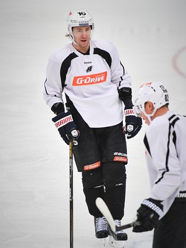 Раскатка "Авангарда" перед выездным матчем с "Нефтехимиком"