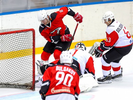 Сборная «Авангард» - Сборная «Газпром нефть» 10:4