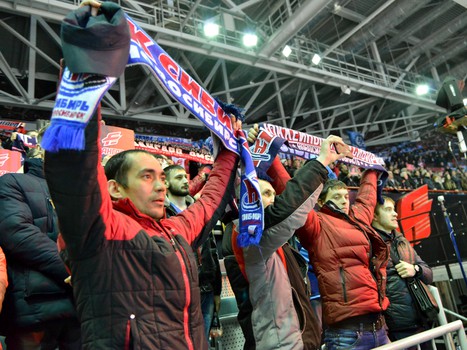 Наша атмосфера. Как поддерживали "Авангард" в сибирском дерби