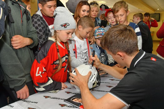 Турнир по следж-хоккею в Омске, день 2