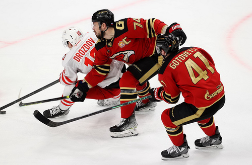 «Мы стараемся обучить каждого». Хартли и Брюквин после матча со «Спартаком» (ВИДЕО)