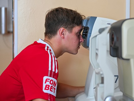 Медицинский осмотр «Авангарда». День 1