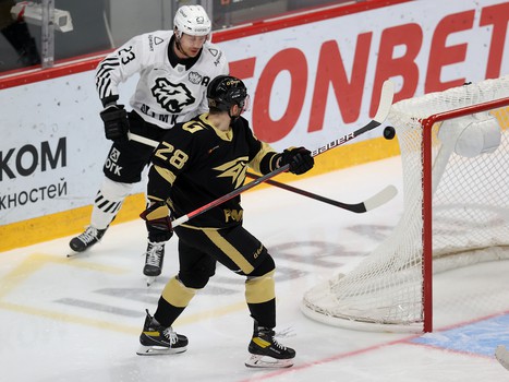 30.12.2021. «Авангард» - «Трактор» 1:3