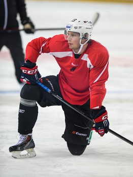 Открытая тренировка "Авангарда" для СМИ перед стартом серии с "Ак Барсом"