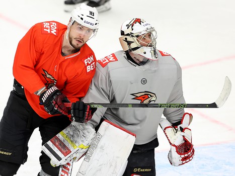 Раскатка «Авангарда» перед матчем в Нижнем Новгороде