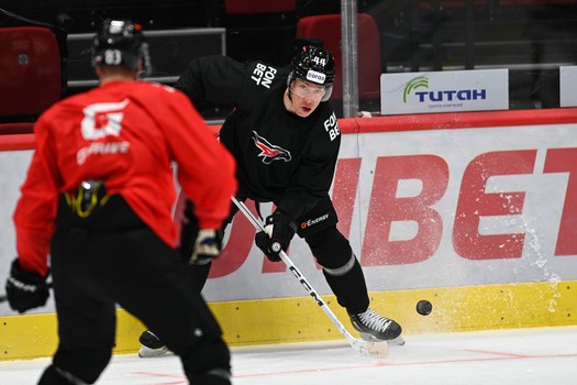 Тренировка «Авангарда» перед матчем с «Нефтехимиком»