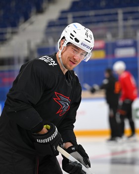 Раскатка «Авангарда» перед матчем в Тольятти