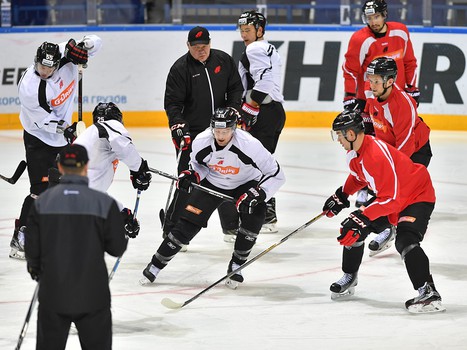 Тренировка "Авангарда" перед стартом турнира в Ярославле
