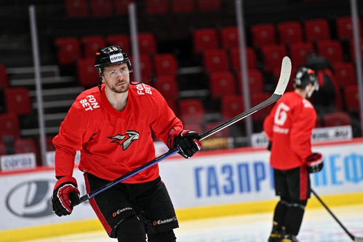 Раскатка «Авангарда» перед пятым матчем серии с «Сибирью»