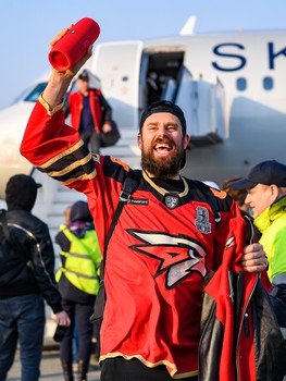 «Авангард» привёз Кубок Гагарина в Омск!