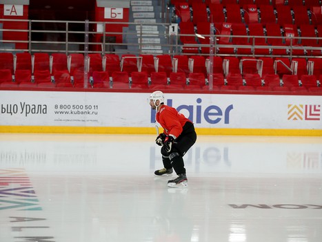 Тренировка «Авангарда» перед четвёртым матчем серии с «Автомобилистом»