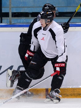 Двусторонний матч - просмотр молодежи