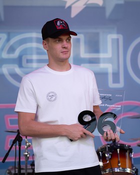 Дмитрий Рашевский в Омске на вечеринке Буэнос Летос