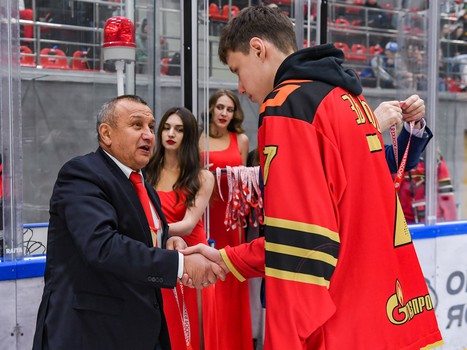 Заключительный день финала Первенства ЮХЛ в Омске