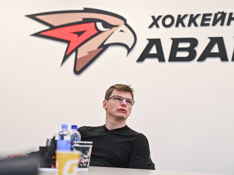 Андрей Аршавин побывал в Академии «Авангарда»