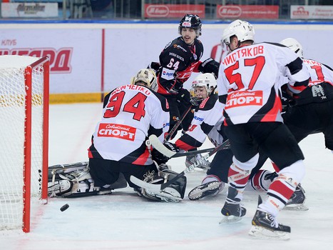 1/4 финала плей-офф МХЛ. Матч №3. "Омские Ястребы" - "Белые Медведи" 6:2