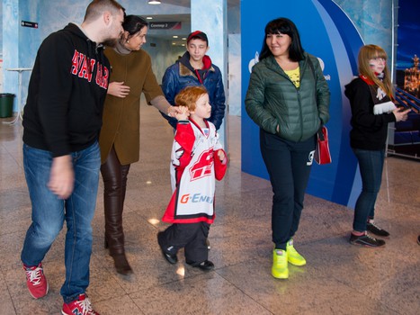 Болельщики из ОДКБ в гостях у "Авангарда"