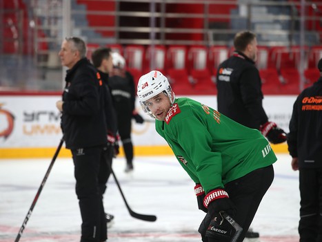 Тренировка «Авангарда» перед четвёртым матчем серии с «Автомобилистом»