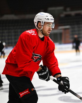 Тренировка «Авангарда» перед матчем в Хабаровске