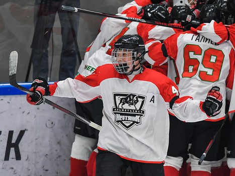 Полуфиналы и матчи за 5-8 места Первенства ЮХЛ в Омске