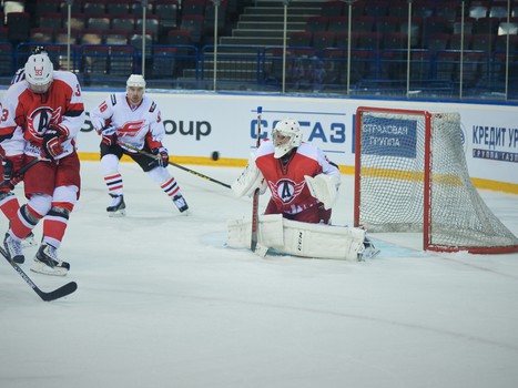 Мемориал Ромазана-2015. "Авангард" - "Автомобилист" 1:3