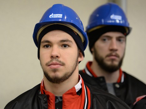 "Авангард" побывал с экскурсией на омском нефтезаводе