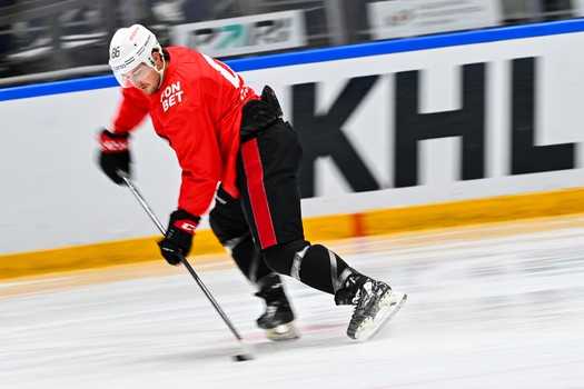 Раскатка «Авангарда» перед матчем в Нижнем Новгороде